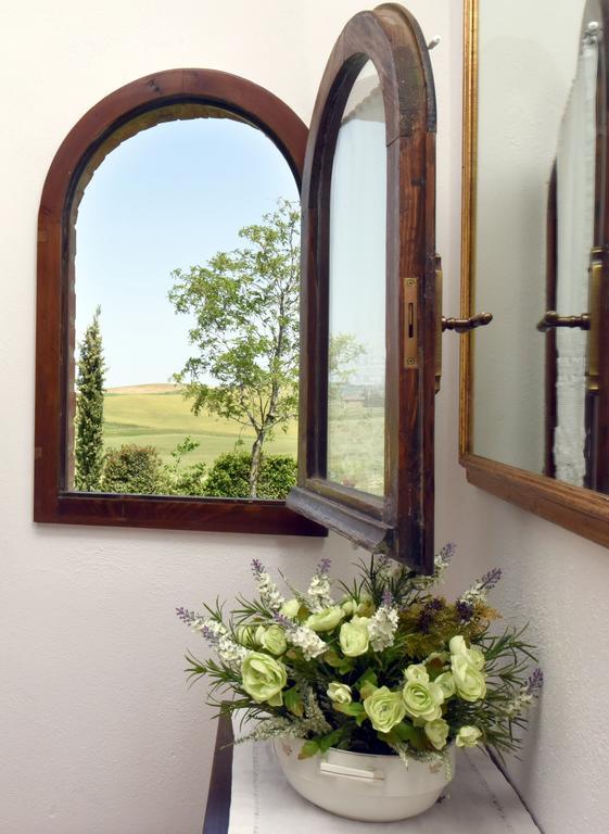 Agriturismo La Valle Del Sole Castiglione dʼOrcia Buitenkant foto